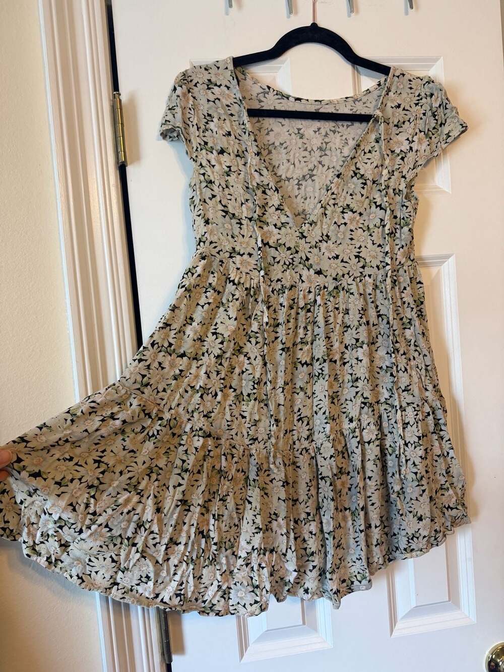 American Eagle Daisy Floral Print Tiered Babydoll Dress